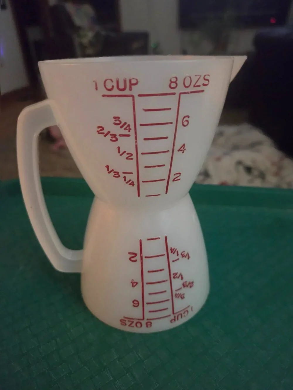 vintage tupperware wet and dry measuring cup hourglass 2 sided